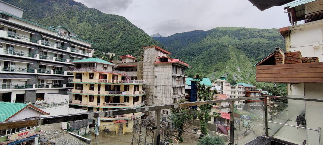 Hotel Classic Hills Dharamshala Exterior photo